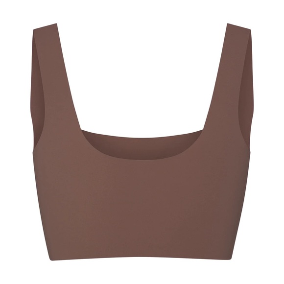 SKIMS Naked Scoop Longline Bra in Umber - Picture 5 of 10